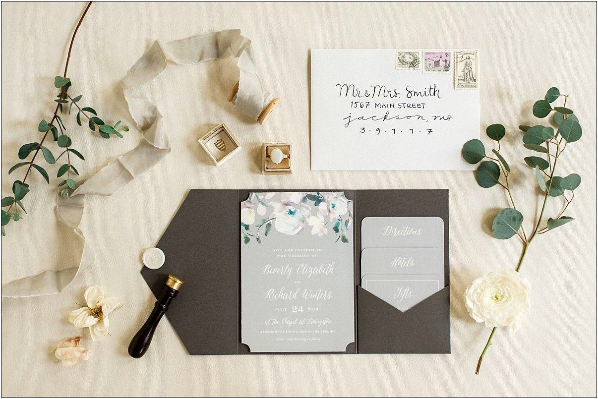Do Wedding Invitations Have To Match Your Colors