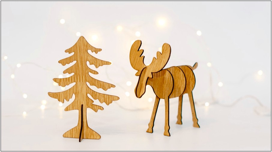 Free Download Wood Outdoor Holiday Decoration Templates