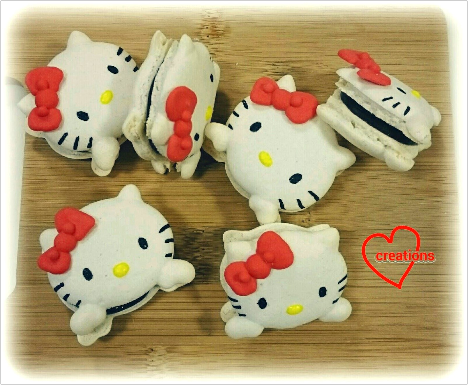 Free Hello Kitty Macaron 11x17 Templates