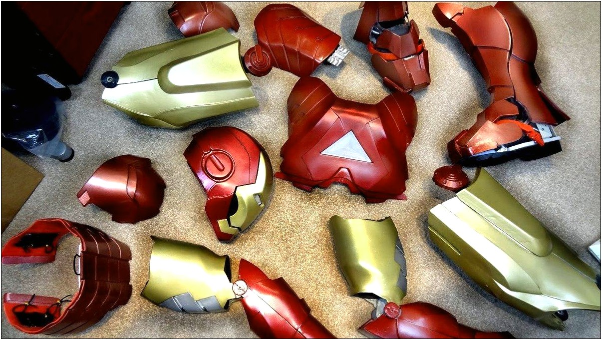 Free Paper Iron Man Wearable Suit Template