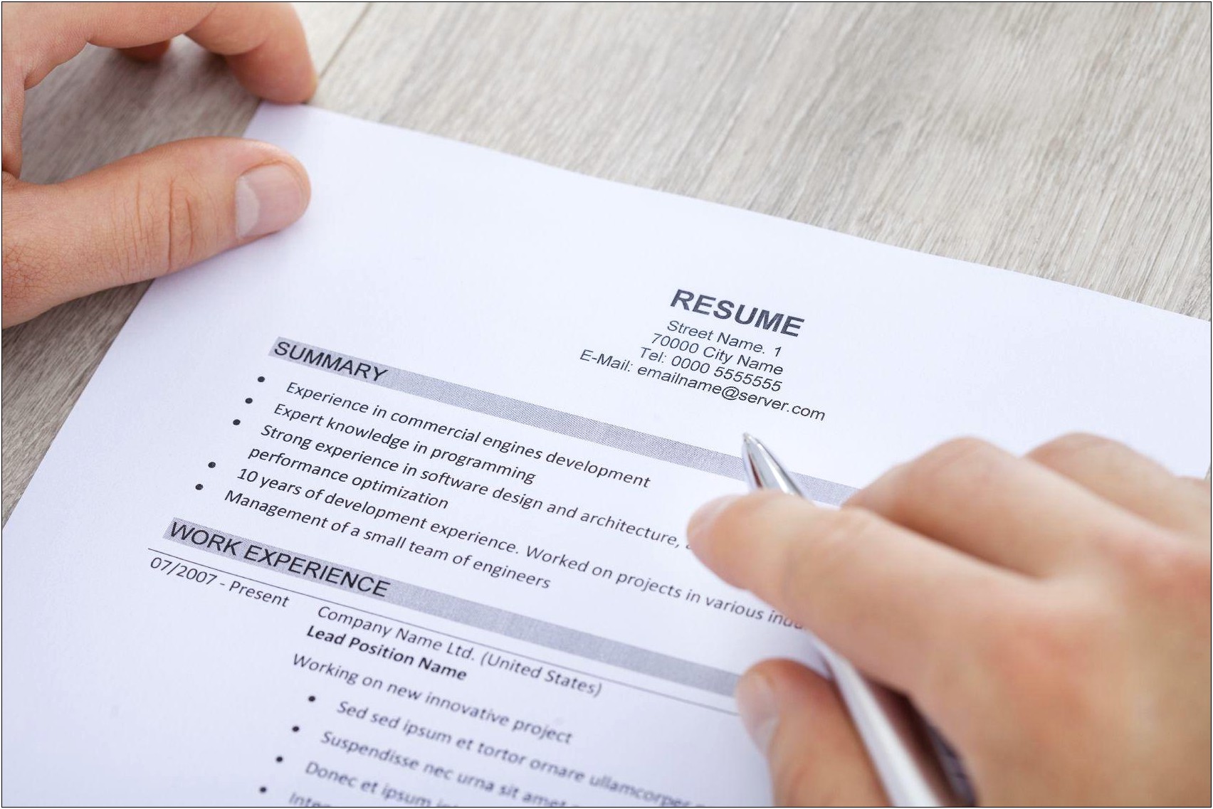 35 Words To Make Your Resume Stand Out