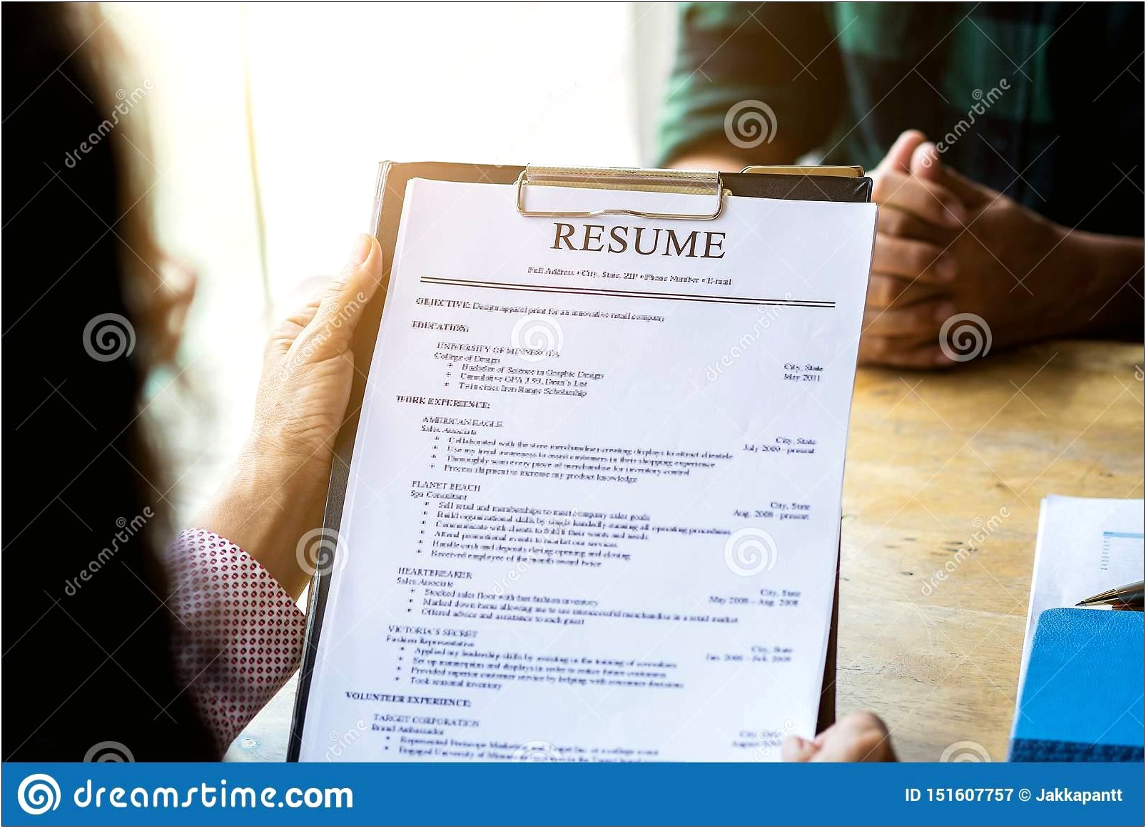 Describing A Job On A Resume