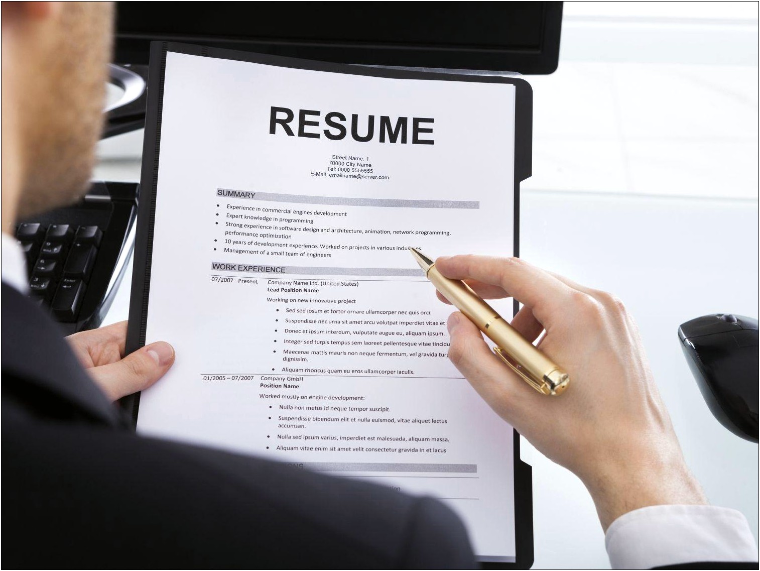 Should You Put Periods In Resume